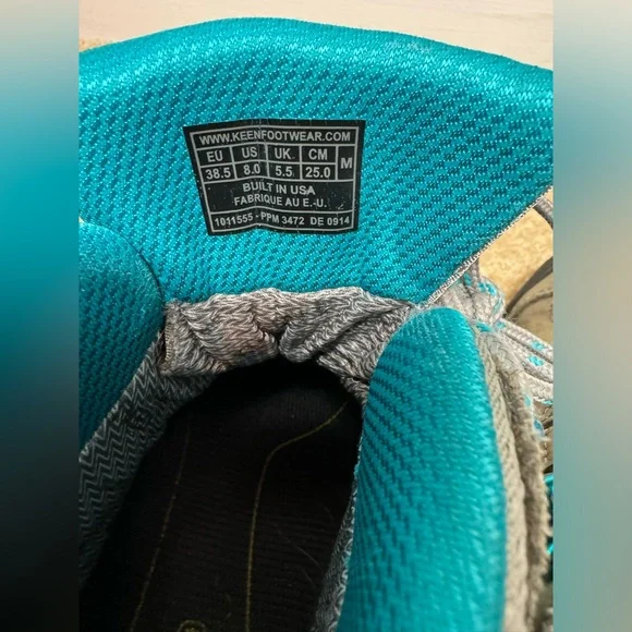 Keen Hiking Boots - Picture 2 of 8